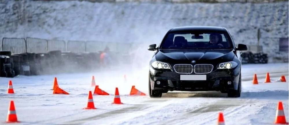 Легковой автомобиль